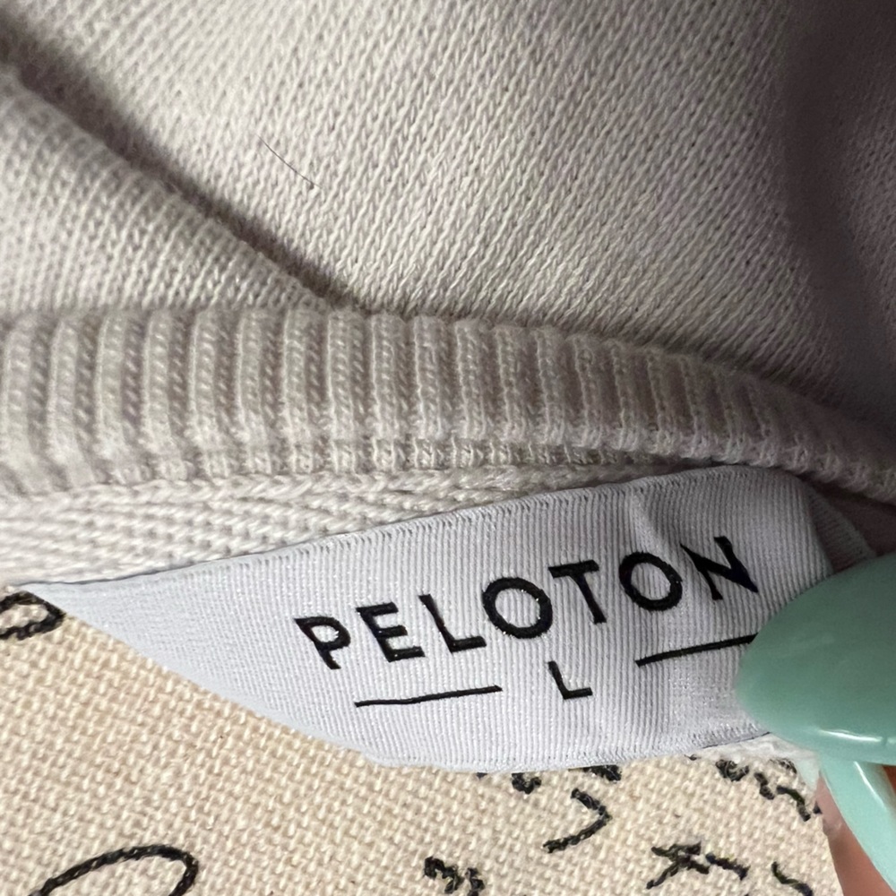 🔴SOLD🔴 Peloton Tie Dye Sweatshirt NWOT - Picture 2 of 3